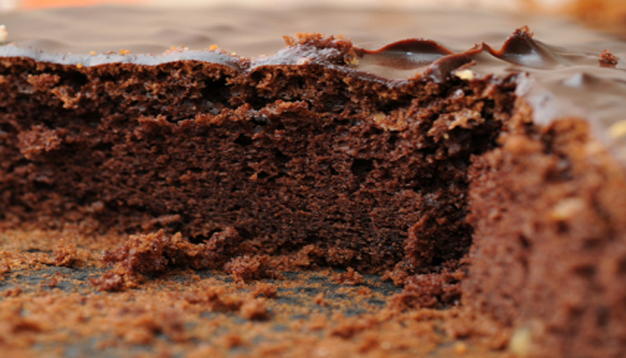 Chocolate and Almond Cake with Chocolate Icing 